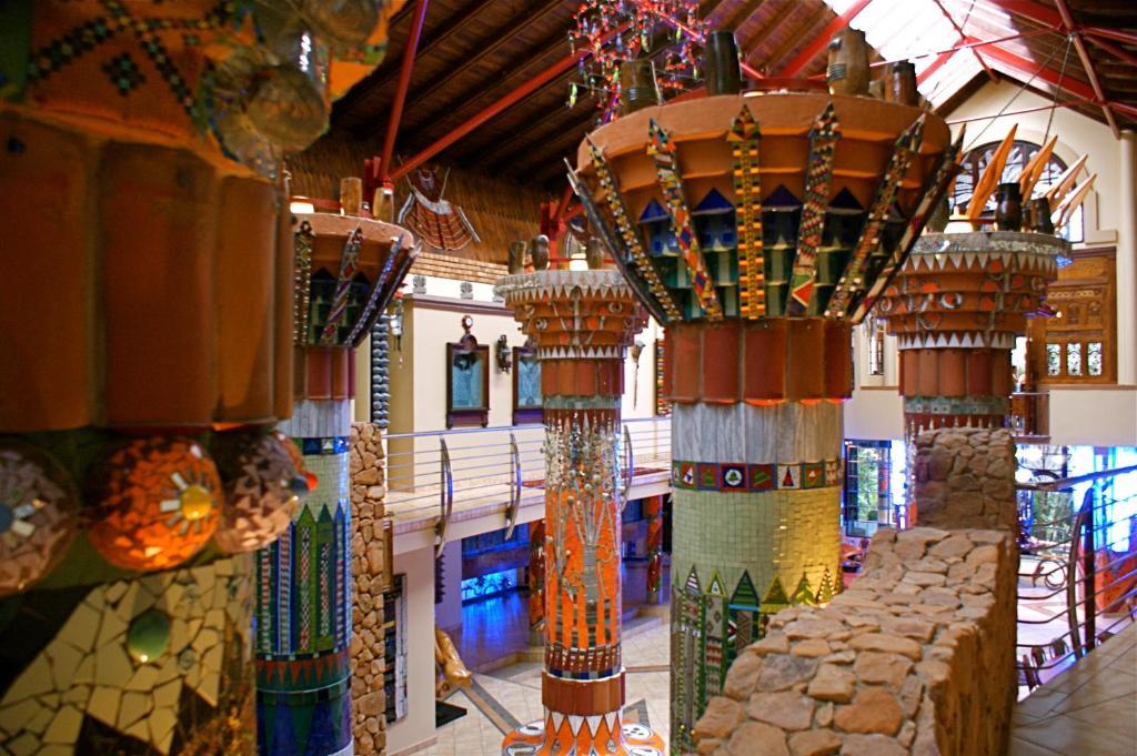 Ammazulu African Palace Kloof Luaran gambar