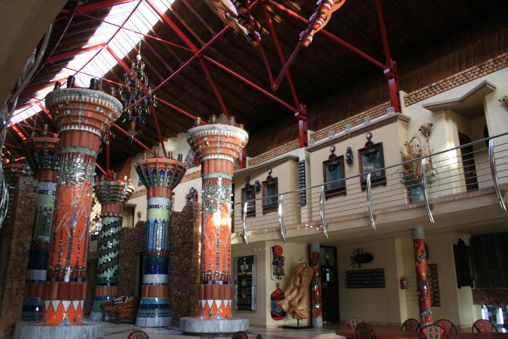 Ammazulu African Palace Kloof Luaran gambar