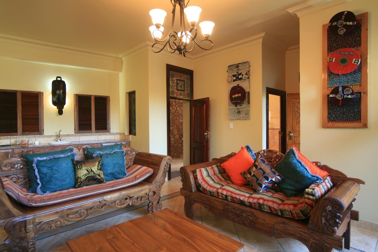 Ammazulu African Palace Kloof Luaran gambar