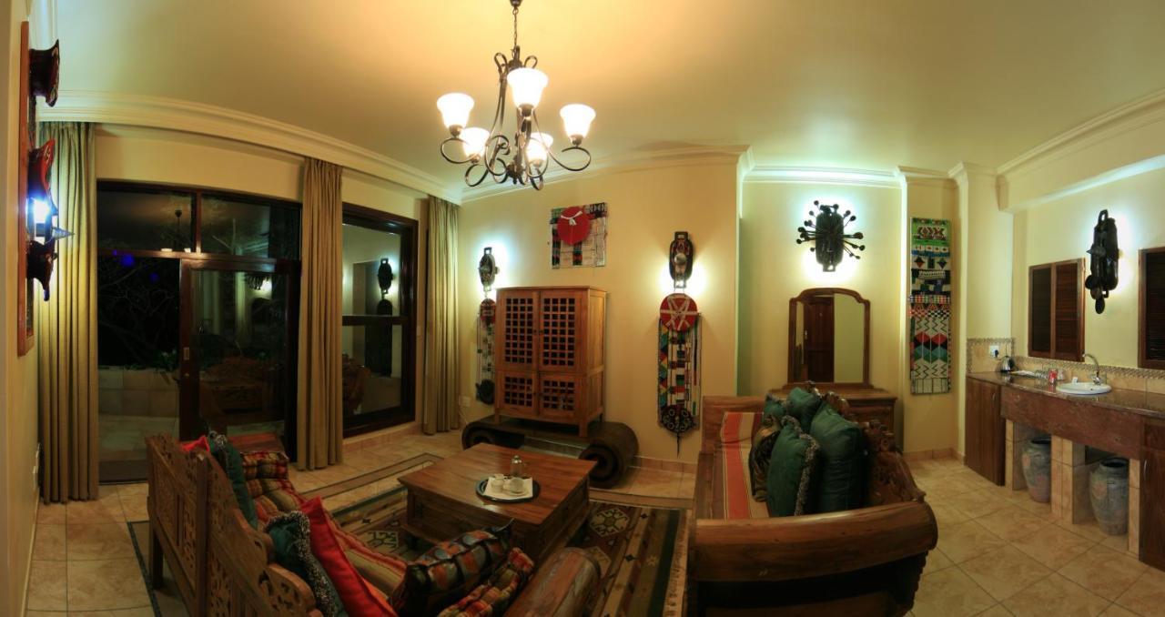 Ammazulu African Palace Kloof Bilik gambar